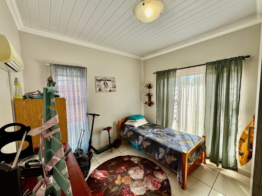 3 Bedroom Property for Sale in Lifestyle Estate North West